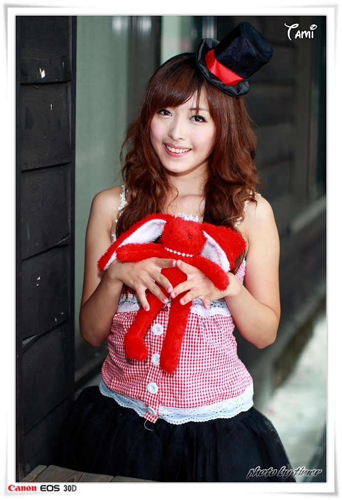 台湾清纯美女-Tami-兒童育樂中心外拍